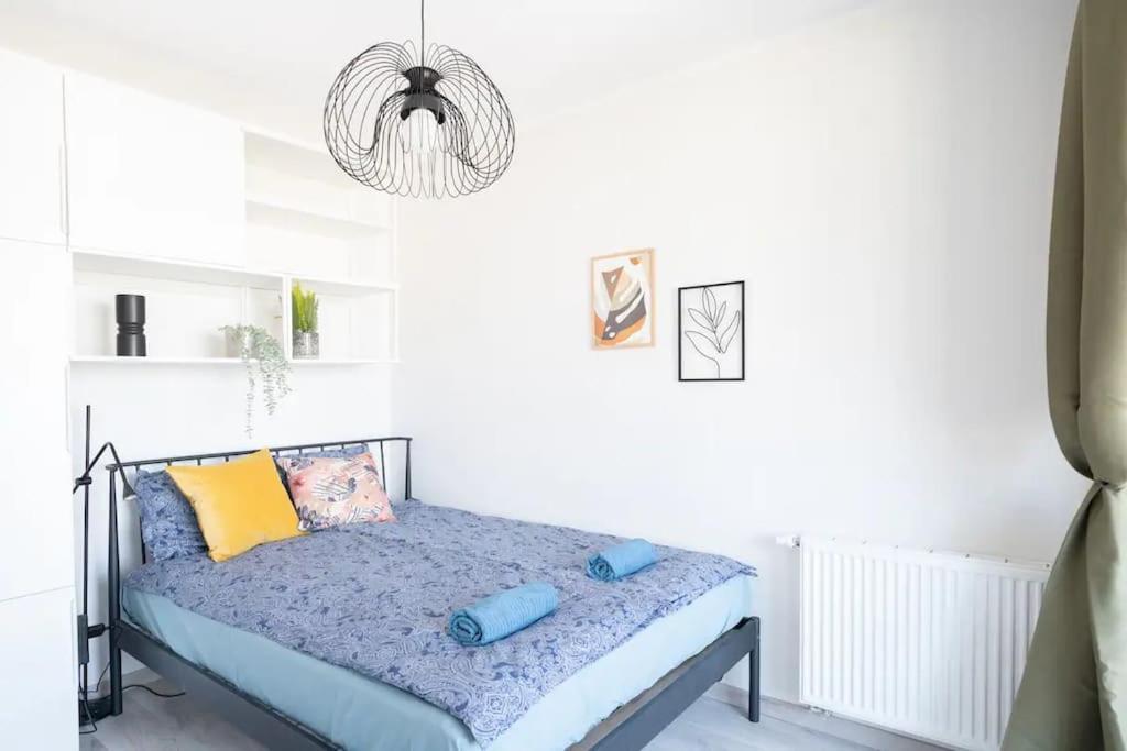 Urban Chic - City Center - One Bedroom Apartment - Opolska คาโตวีตเซ ภายนอก รูปภาพ